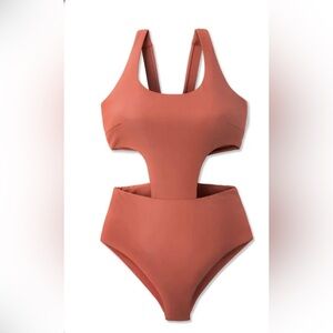 WET Swimwear Kristen
NWT
One Piece Monokini